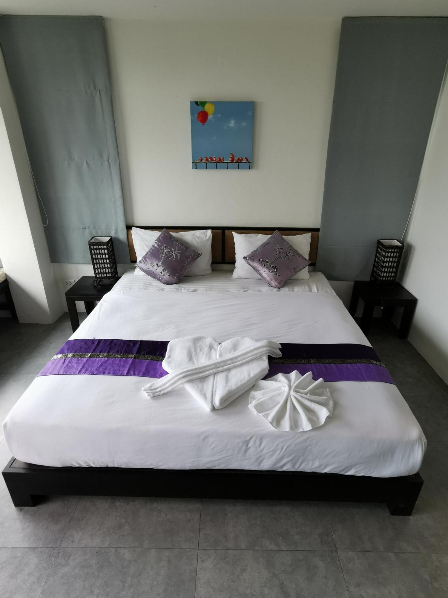 Sunset Bay View Phuket Hotel Patong Room photo
