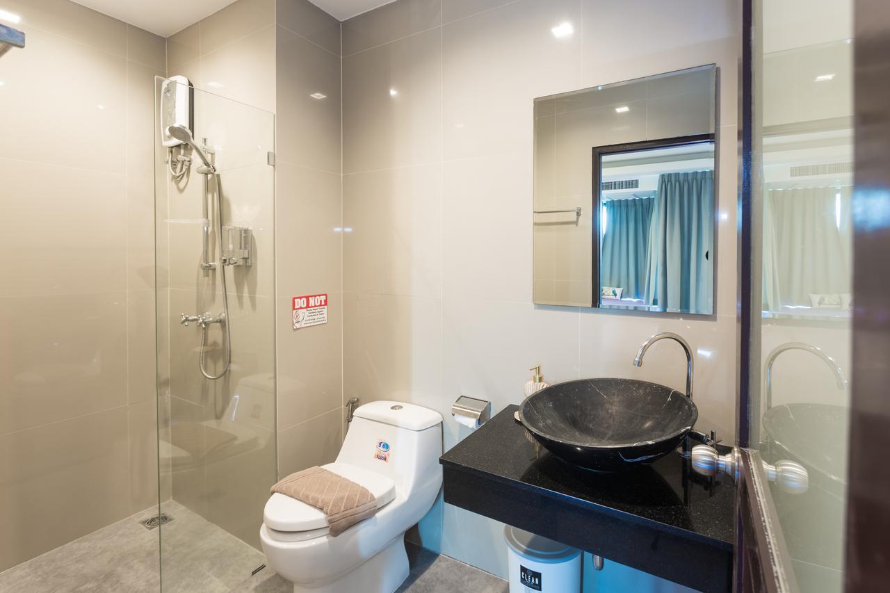 Sunset Bay View Phuket Hotel Patong Exterior photo