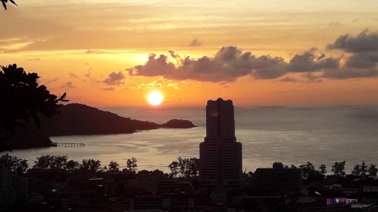 Sunset Bay View Phuket Hotel Patong Exterior photo