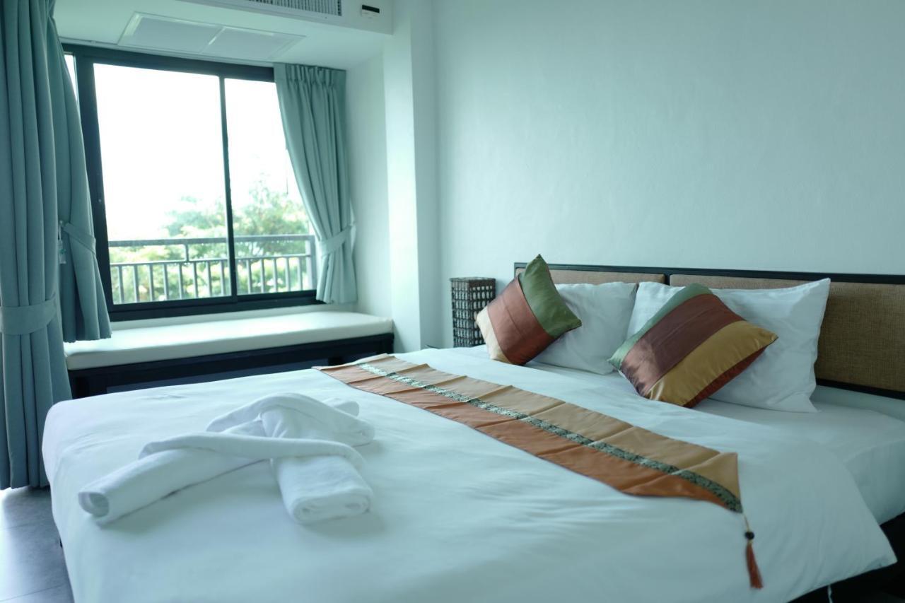 Sunset Bay View Phuket Hotel Patong Exterior photo